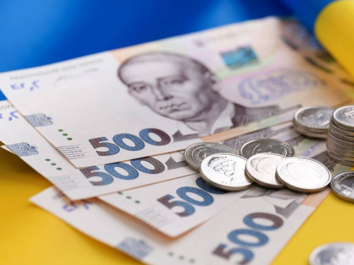 З 1 травня громадяни України мають змогу отримати нову державну грошову допомогу: кому пощастить?