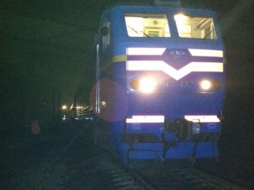 Поезд "Кривой Рог - Москва" переехал мужчину в Харьковской области