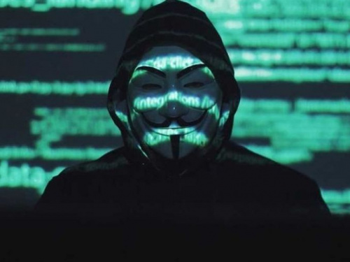 Anonymous загрожує 40 іноземним компаніям, які продовжують співпрацювати з рф