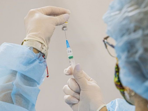 У МОЗ затвердили список протипоказань щодо вакцинації від коронавірусу
