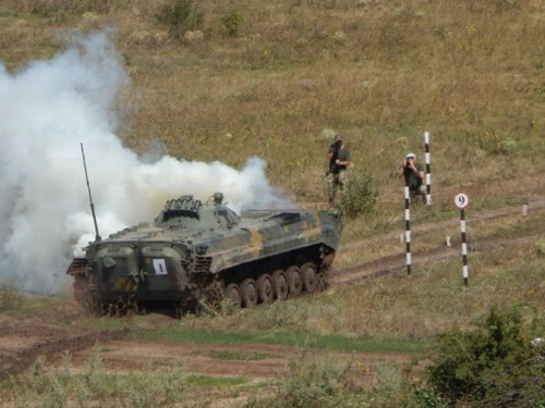 Танковая бригада Кривого Рога  перешла на новую символику