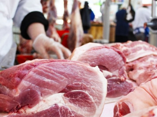 В Україні збільшились ціни на свинину та сало: яка вартість