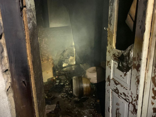 На Криворіжжі у приватному будинку знайшли обгорілий труп чоловіка: що сталося