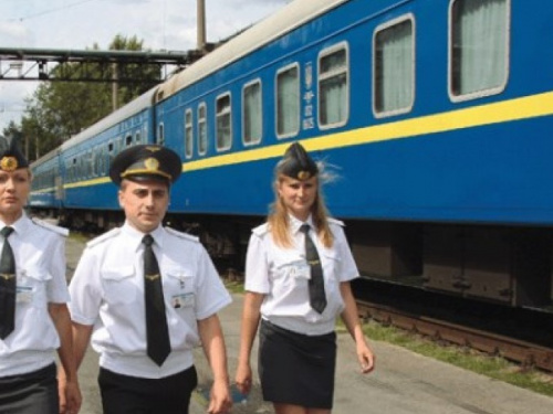 «Укрзализныця» предлагает трудоустроить железнодорожников с неподконтрольной территории