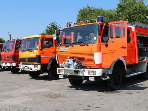 Рятувальники Дніпропетровщини отримали пожежні автомобілі
