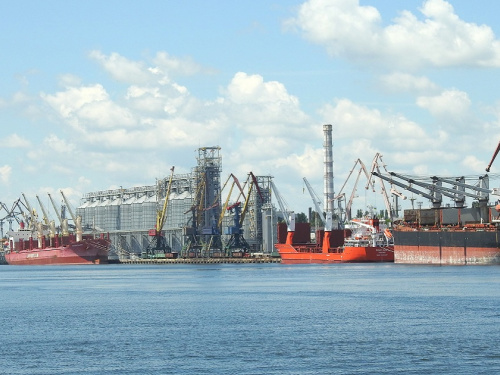 Україна звернулася до міжнародних партнерів із пропозицією задіяти у "зерновій угоді" порт Миколаїв