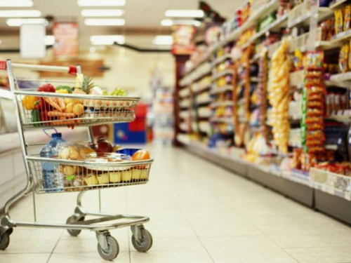 Як за рік змінилися ціни на продукти в супермаркетах України? Дослідження