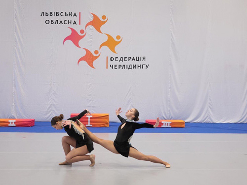 Дві спортсменки з Дніпропетровщини представлятимуть Україну на європейському та світовому чемпіонатах з черлідингу