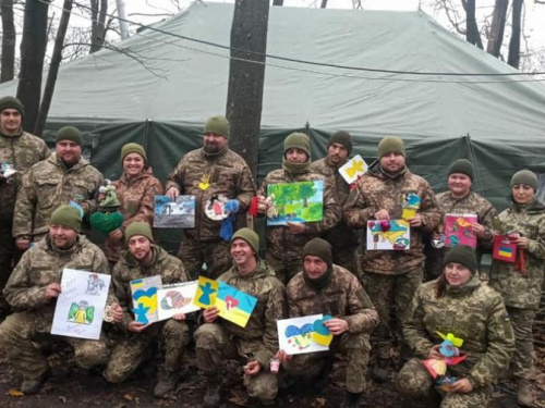 Військовослужбовці 17 танкової бригади отримали подарунки від дітей