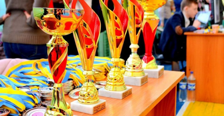 Каратисты из Кривого Рога завоевали 34 медали на областном чемпионате