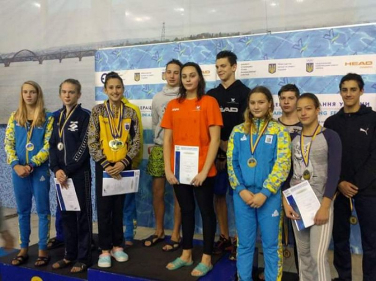 Криворожские плавцы вернулись победителями с Чемпионата Украины (фото)