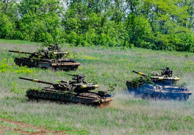 Танковая бригада Кривого Рога показала, как отбивать атаки противника (фото)