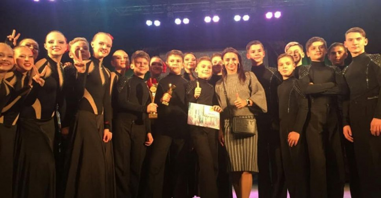 Танцевальный коллектив из Кривого Рога стал обладателем Гран-при на фестивале (фото)