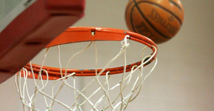 Баскетболисты из Кривого Рога дважды уверенно переиграли одесских оппонентов