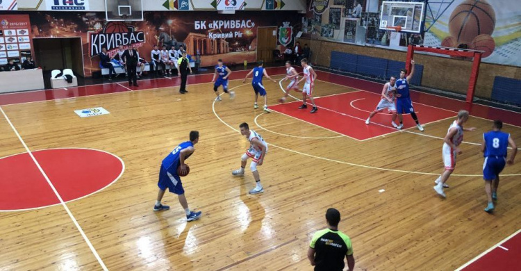 Криворожские баскетболисты уверенно прошли в следующий раунд Кубка Украины (ФОТО)