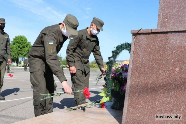 В Кривом Роге почтили память погибшего на Донбассе генерала Радиевского