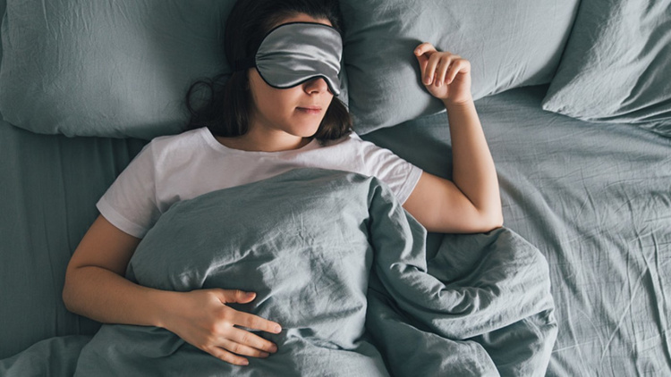 Як прокидатися в бадьорому стані: поради для зорового та глибокого сну 