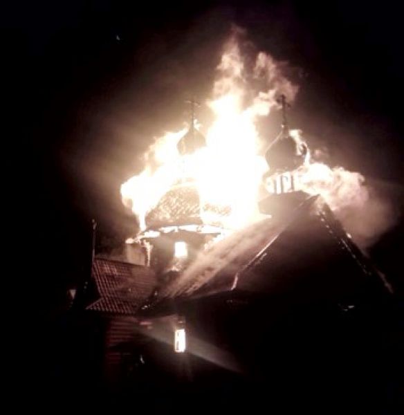 В Кривом Роге горела церковь (фото)