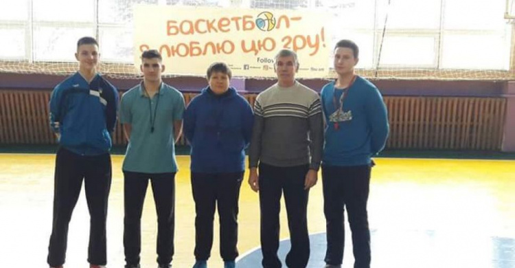 В Кривом Роге состоялся новогодний турнир по баскетболу (ФОТОРЕПОРТАЖ)