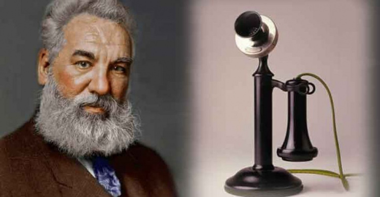 99 років із дня смерті Алекса́ндера Грем Белла, винахідника телефону
