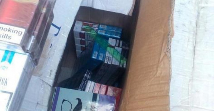 Полиция в Кривом Роге изъяла 600 пачек контрабандных сигарет (ФОТО)