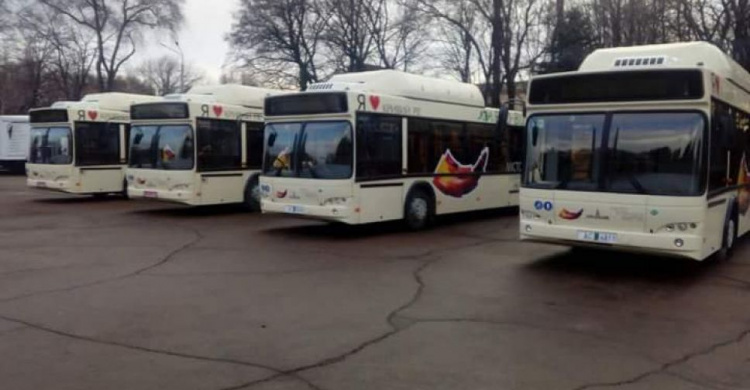 Разрекламированный криворожскими городскими властями  новый маршрут автобуса сдулся в первый же день