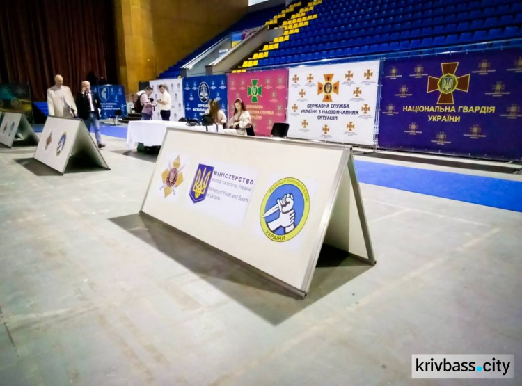 Криворожские спортсмены судили «Кубок Президента Украины» по рукопашному бою (ФОТО)