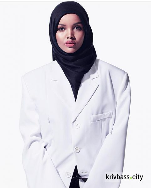 Девушка в хиджабе впервые попала на обложку Vogue (ФОТО+ВИДЕО)