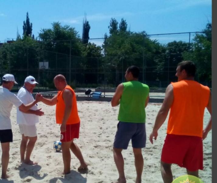 Прошёл районный турнир по пляжному футболу между сборными криворожских организаций (ФОТО)
