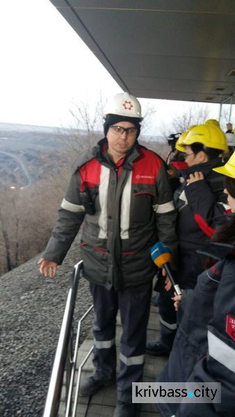 Гора глубиной 450 метров: журналисты посетили карьер Ингулецкого ГОКа в Кривом Роге (ФОТО+ВИДЕО)