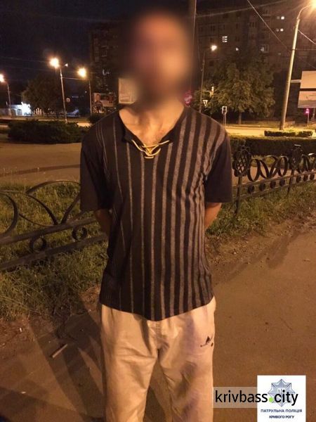 Ночью в районе МОПРа патрульные задержали троих мужчин, которые совершили разбой