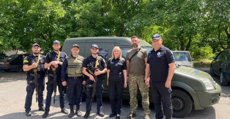 Безпека понад усе: броньований транспортний засіб надійно захищає поліцейських Зеленодольську