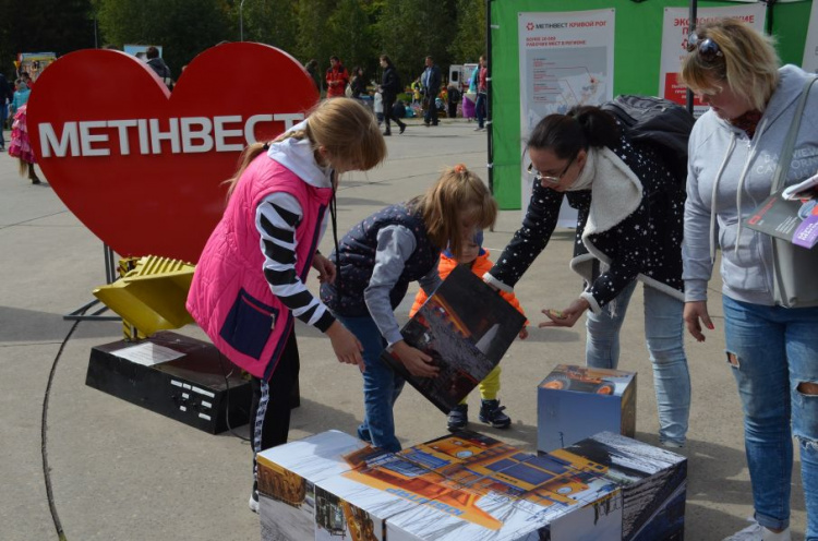 Маленькие криворожане протестировали взрослые профессии на фестивале Krivbass City Skills (фото)