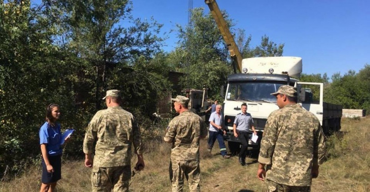 Активисты Кривого Рога поймали на "гарячем" расхитителей имущества 17-й танковой бригады (ФОТО)