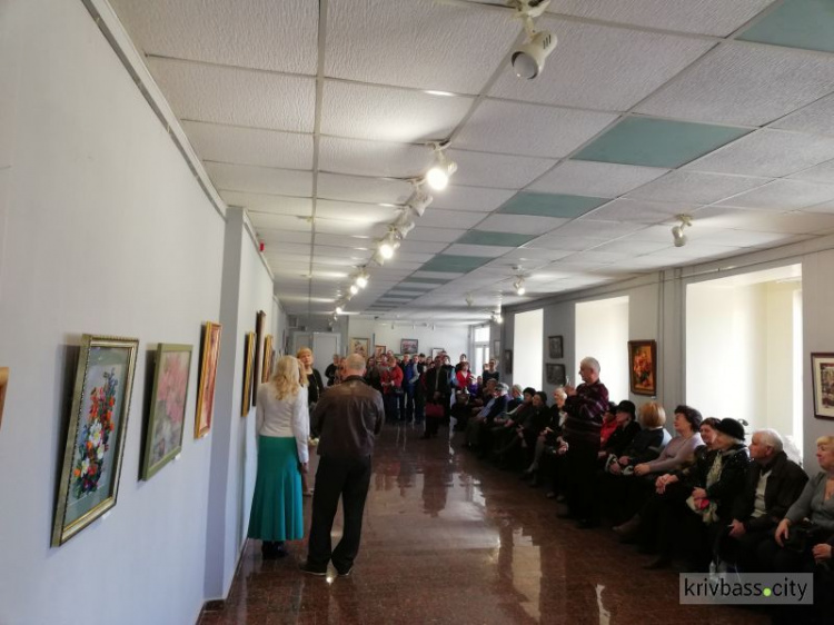 В Кривом Роге открылась выставка работ рукодельниц (ФОТО+ВИДЕО)