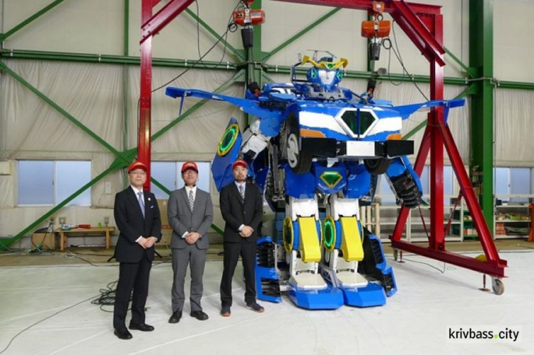 Японские инженеры построили робота-трансформера (ФОТО+ВИДЕО)