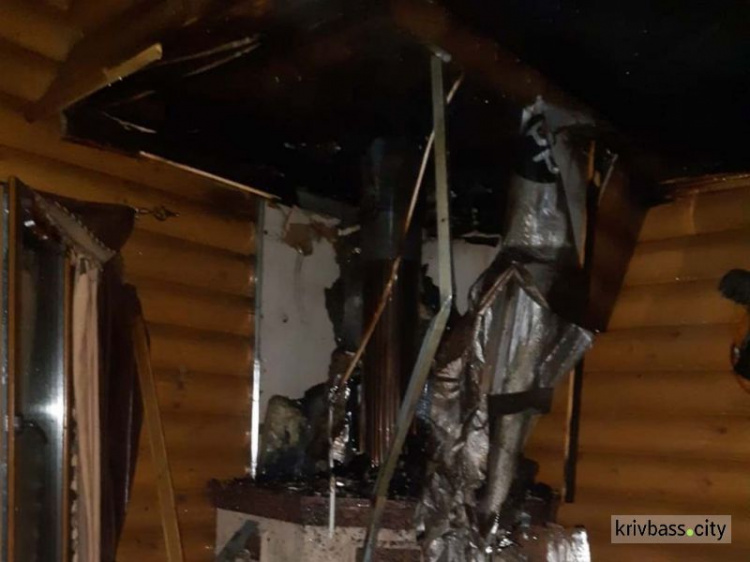 Вечером в Кривом Роге горел двухэтажный дом