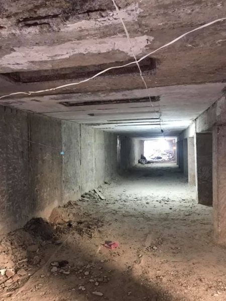 В Кривом Роге продолжается реконструкция одного из подземных переходов (фото)