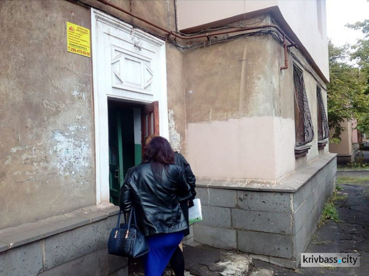 «Кривбассводоканал» провел рейд и сообщил должникам об арестах и отключении воды (ФОТО)