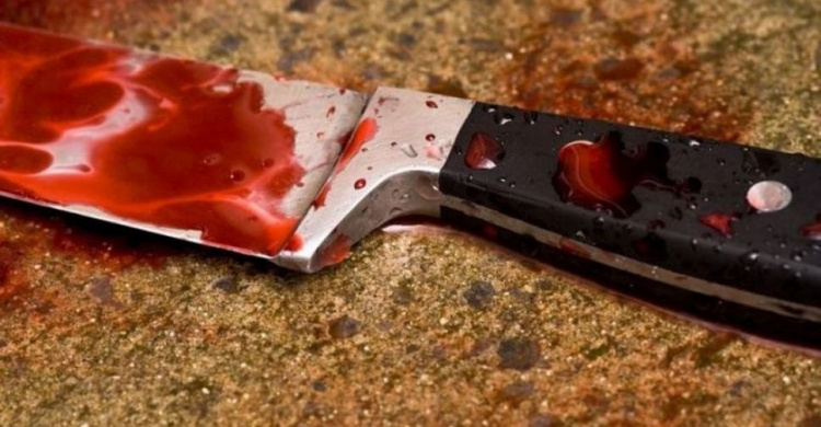 В одном из супермаркетов Кривого Рога ножом ранили охранника