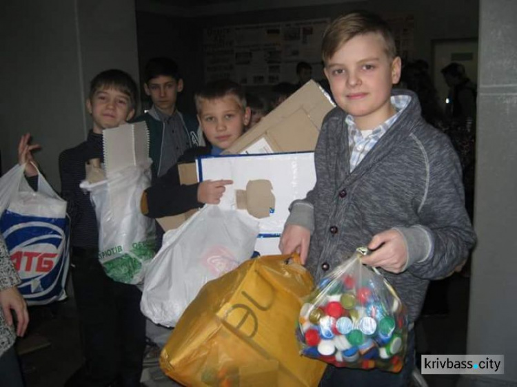 "Переведи отходы в доходы!": школьники Кривого Рога зарабатывают на вторсырье(ФОТО)