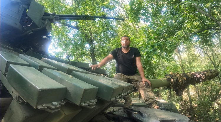 Завдяки сталевій мужності танкіст Криворізької бригади неодноразово палив ворога на полі бою