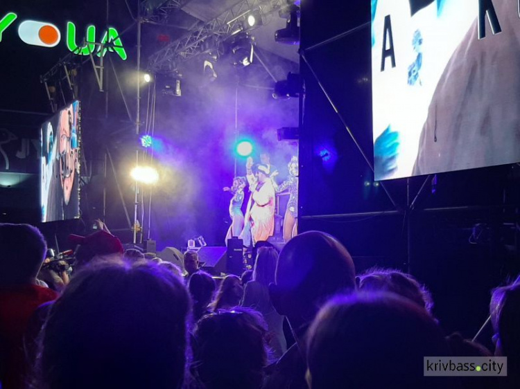 В Кривом Роге прогремел масштабный фестиваль Danсе Prom (фото)
