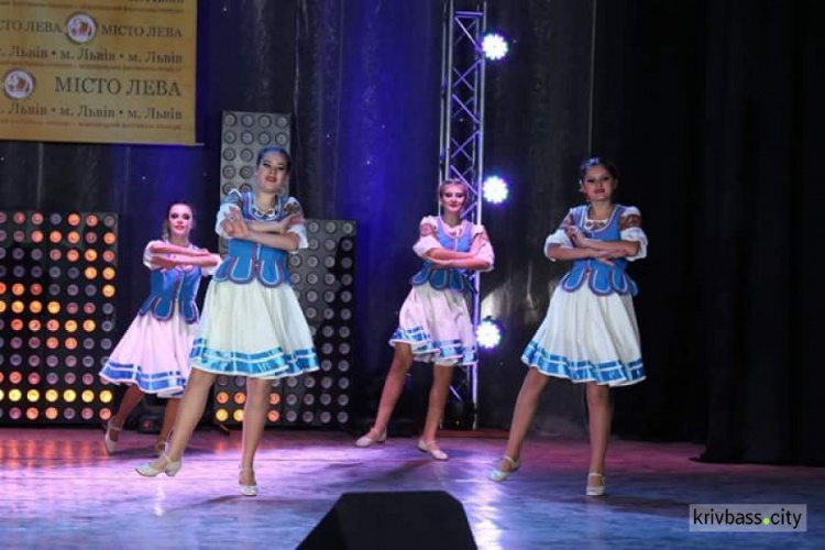 Криворожский танцевальный коллектив вернулся с Международного фестиваля победителями (ФОТО)