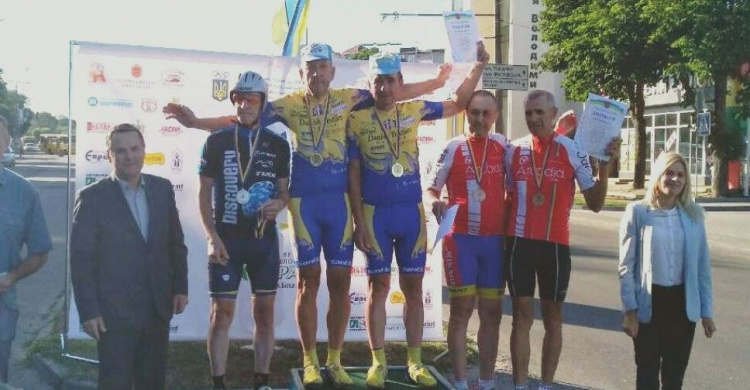 Криворожанин привёз два золота с Чемпионата Украины по велоспорту