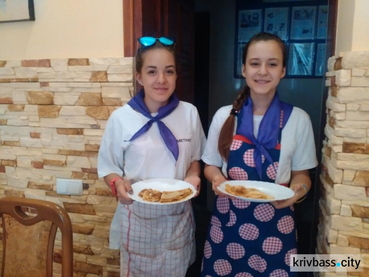 Школьники Кривого Рога учились готовить любимые блюда и осваивали азы бизнеса (ФОТО)