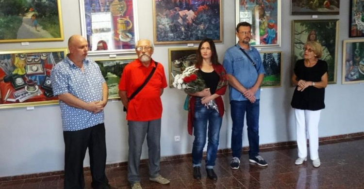 В Кривом Роге открылась выставка «Влюбленные в живопись» (ФОТО)