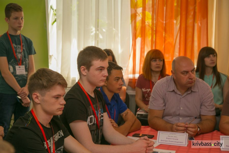 Мировой опыт работы с молодежью уже в Ингульце: заработал «Молодежный банк инициатив» (ФОТО)