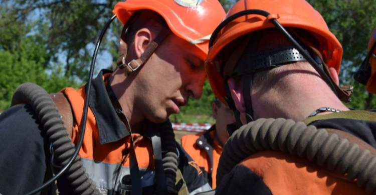 Горноспасатели Кривого Рога стали лучшими в соревнованиях среди промышленных городов Украины