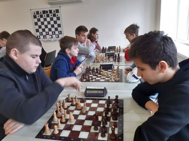 В Кривом Роге прошел чемпионат города по шахматам (фото)